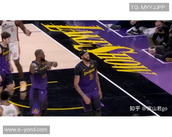 湖人对阵活塞精彩对决回放2月7日比赛全场录像分析与亮点回顾